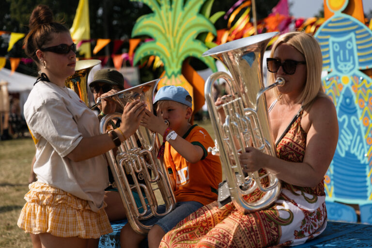 NYJOTubas-150825-0027